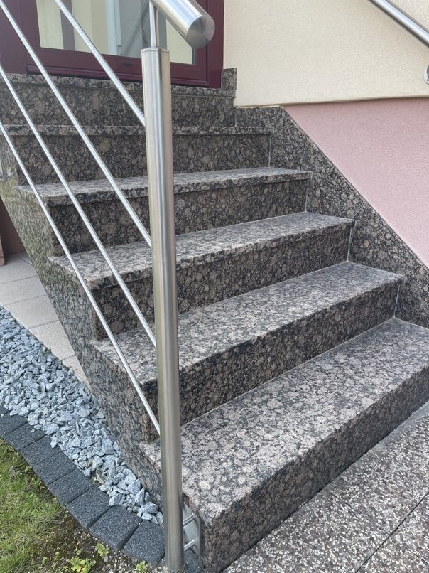 escalier granit baltic brown extérieur